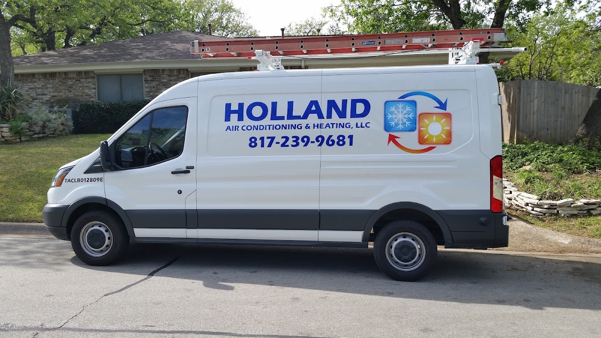 Holland Air Conditioning and Heating service van in Midlothian, Texas